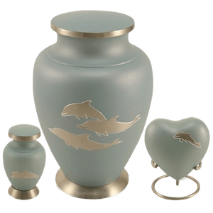 Brassworld Inde adulte Style américain urne funéraire ensemble comprend laiton et bois coeur souvenir et urne de crémation - Product Image 2