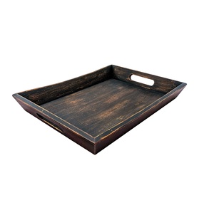 Plateau de service personnalisé en bois d'acacia poli à la main avec poignée en métal Nouveau design pour un usage domestique Plateau de table par le fabricant - Product Image 1