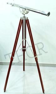 กล้องโทรทรรศน์พื้น40นิ้วทำจากทองเหลืองทะเลพร้อมขาตั้งไม้ขาตั้งกล้องโครเมี่ยมตกแต่งด้วยกล้องส่องทางไกลตาเดียวที่สง่างาม - Product Image 3