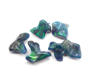 Ópalo etíope negro natural liso pulido forma áspera Fuego Azul ópalo etíope piedra preciosa - Product Image 1