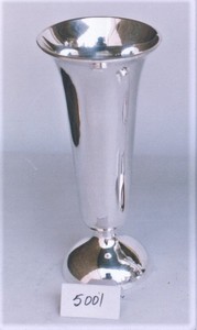 Copa de Metal plateado con diseño de hoja grabada decorativa antigua para vino, copa de Metal con acabado de peltre de vino personalizada - Product Image 3