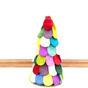 Árboles de Navidad de fieltro hechos a mano Decoración única para el hogar Decoraciones navideñas - Product Image 1