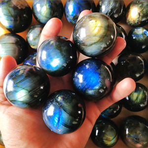 Support sphérique en métal pour sculpture de labradorite, cœur en quartz rose, sphère de cristal, support de pierres précieuses naturelles, fournisseur en gros, article cadeau - Product Image 3