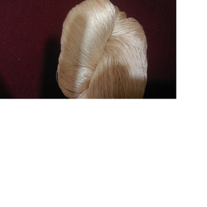 Fil de soie doré muga naturelle, 20 mètres, disponibles sur 30/2 en 100 grammes, adapté aux tricots et magasins de fils - Product Image 1