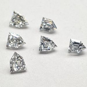Diamant CVD pur créé en laboratoire, blanc, pureté I, poli, 0,20-0,29 carat, taille fantaisie forme bouclier, certifié IGI, 10 Moh's - Product Image 1
