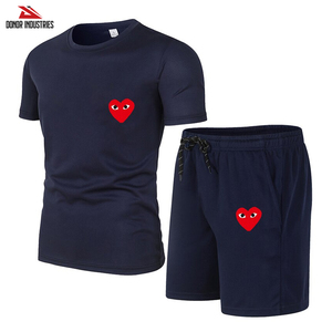 Conjunto Deportivo de Verano para Hombre, Talla Grande, Transpirable, de 2 Piezas, con Camiseta y Pantalones Cortos con Cintura Elástica - Product Image 3