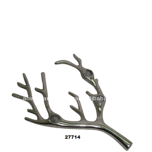 Bougeoir de Noël en aluminium en forme d'arbre pour la décoration de la maison - Product Image 1