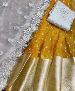 Banarasi Seda Jacquard Saree con Blusa Mujeres Desgaste Señoras Fiesta Festival Desgaste Diario Algodón Suave Seda Sari Venta al por mayor Precio Bajo ApparelGarment - Product Image 3