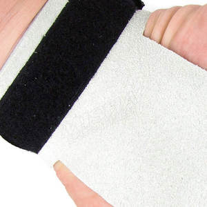 Weightlifting Pullup Leather Gymnastic <b>Hand</b> <b>Grips</b> Latest Design Gymnastic <b>Grips</b> - Product Image 3