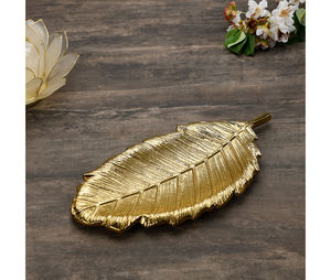 Vente chaude Vaisselle en laiton de haute qualité Plateau en forme de fleur en cuivre et or Technique de coulée de métal Fournisseur en gros Prix bas - Product Image 4