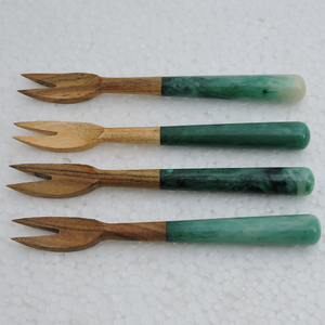 Poignée en bois et résine fabriquée au meilleur design Ensemble de fourchettes jetables de type 4 pièces Fabricant et exportateur Vaisselle en métal au design personnalisé - Product Image 4
