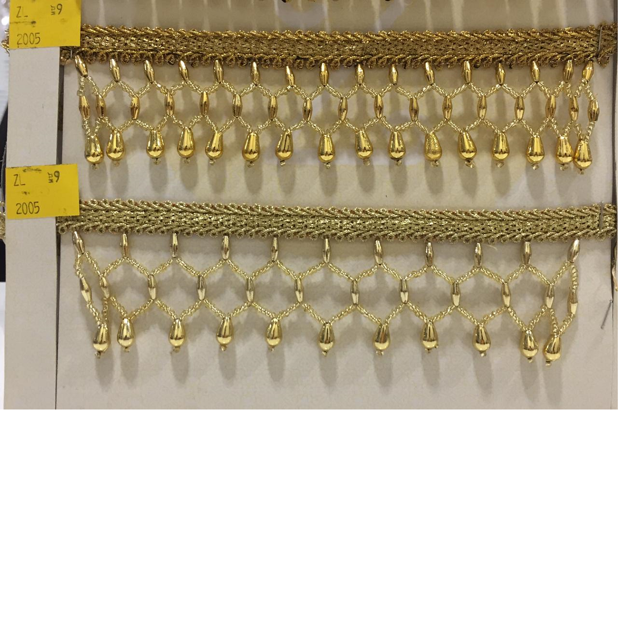 Украшения из бисера на заказ идеально подходят для домашнего интерьера и дизайнеров одежды, доступны в огромном ассортименте цветов