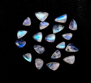 มูนสโตนสีรุ้งธรรมชาติ18ชิ้น,ลูกปัดอัญมณีแบบพันด้วยลวดรูปทรงแฟนซีผิวเรียบ - Product Image 4