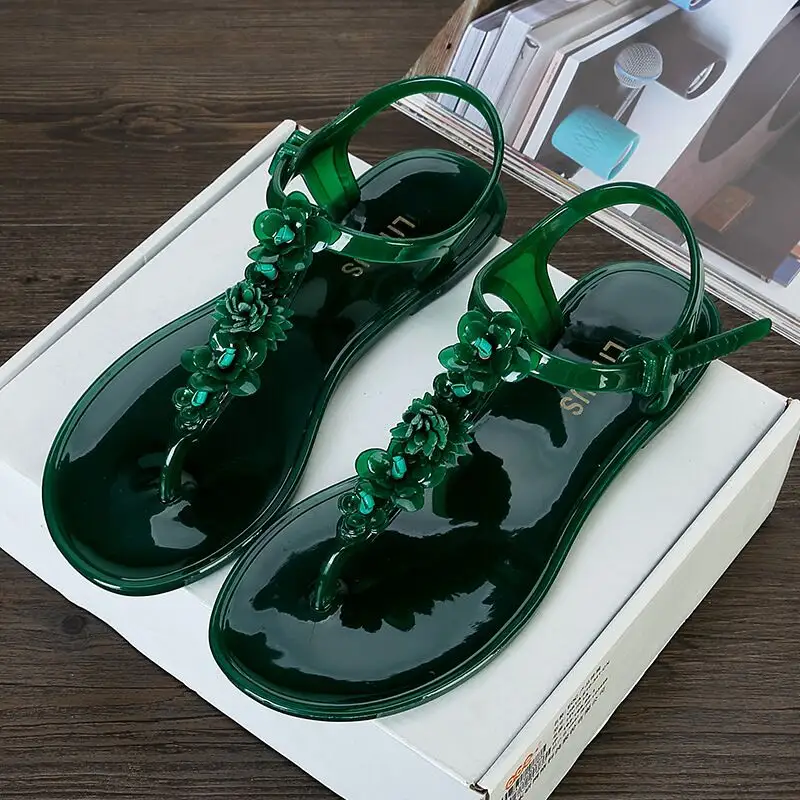 New Arrival Fancy T-strap Women Summer Beach Fashion Sandals Lady Shoes Flats