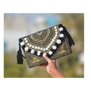 2023 Guru Kirpa lujo señoras noche boda bolso de mano indio hecho a mano con cuentas tela sobre nueva llegada exportación colección - Product Image 3