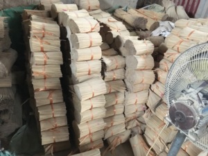 Que tre để làm agarbathies thô (nguyên liệu tốt)-9 ''đếm 4100 que và lên mỗi kg - Product Image 5
