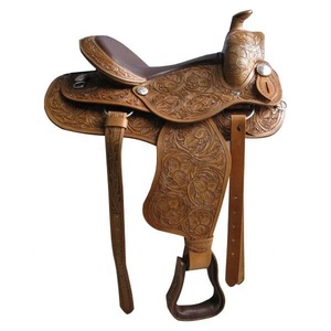 Sillín occidental de cuero de caballo con defensas - Product Image 1