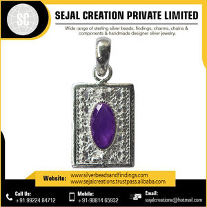 Colgantes Unisex de Piedra Roja Oscura en Plata de Ley 925 con Diseño de Corazón y Cruz Estilo Hip Hop, Compra al por Mayor - Product Image 5