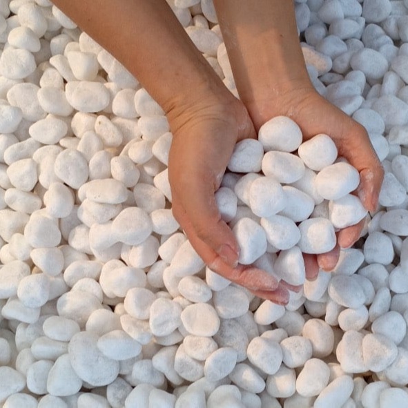 Vietnam Natuurlijke Sneeuw Witte Kiezels Top Kwaliteit Getrommeld Steen Pebble Voor Tuin Landschap Decoratie Outdoor Grind Kiezel