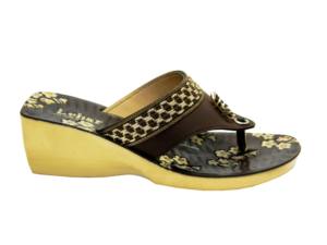 <b>Heel</b> Designer PU Fashion <b>Slipper</b> For OutDoor Use And All Season - Product Image 5