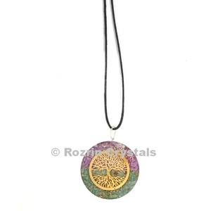 Wholesaler Amethyst and Green Aventurine Tree Of life Orgonite Pendant : Amethyst and Green Aventurine Orgonite Pendant For Sale - Product Image 1