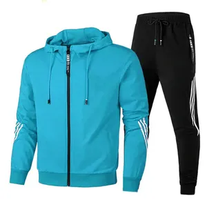 Laatste Groothandel Slim Fit Zweet Korte Set Polyester Mannen Joggingpakken Track Set Custom Trainingspak Mannen