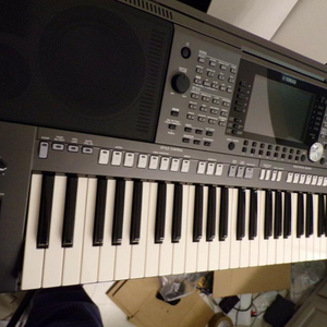 Sell yamaha keyboard Clearance