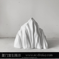 Statue de pingouin en résine iceberg, accessoires d'affichage de fenêtre, fournisseur, nouveauté
