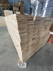 Proveedor de oro, primera clase, marca HLC, LVL, viga de madera contrachapada para construcción, palé, marco de sofá, fuerte durabilidad, pegamento E0/E1/E2 - Product Image 3