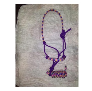 Cabestro de cuerda de caballo de diseñador de alta calidad con producto de caballo sintético de plomo - Product Image 2