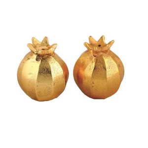 Oro aluminio guayaba de lujo forma y diseño moderno de mesa hecho a mano hecho en la India sal y especias pimienta Shaker - Product Image 1