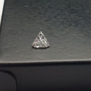 Diamant D E F cultivé en laboratoire, couleur blanche VS pureté, poli, ample, 0.20 à 0.29 Carat, excellente coupe, forme triangulaire, prix bas - Product Image 2