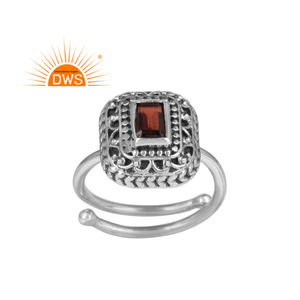 แหวนพลอยโกเมนสีแดงหนาทำด้วยมือแหวนเงินสเตอร์ลิงออกซิไดซ์ทำด้วยมือเครื่องประดับเงินโบราณคอลเลกชันคลาสสิก - Product Image 1