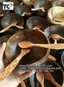 Vente en gros de bols en noix de coco laqués vietnamiens écologiques et de cuillères en coquille de noix de coco - Product Image 5