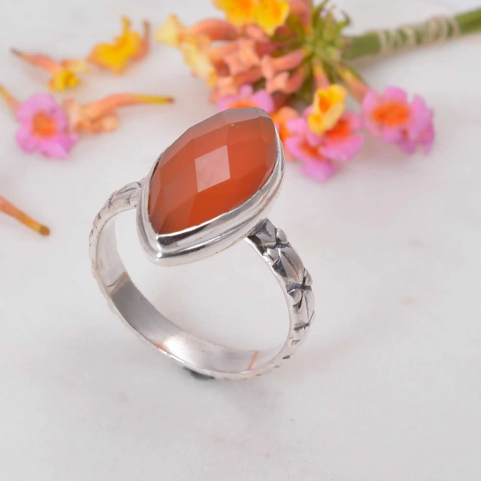 Carnelian แหวนหินคาร์เนเลียนสำหรับผู้ชาย,แหวนหินสีส้มแหวนหมั้นแหวนพลอยแท้สำหรับผู้หญิงจากอินเดีย