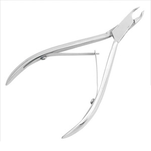 Cortaúñas Profesional de Acero Inoxidable con Doble Resorte y Bloqueo de Mordaza, 11 cm, Chapado en Oro, Hecho en Pakistán - Product Image 5