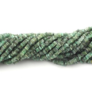 Chaîne de perles de pierres précieuses carrées en émeraude verte - Product Image 2