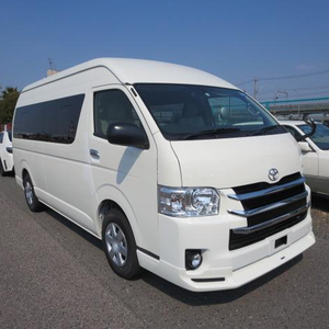 Toyota Hiace Bus Usada del 2017 en Venta, Caja de Cambios Manual, Volante a la Izquierda, Tracción en las Cuatro Ruedas, Tipo Van - Product Image 1