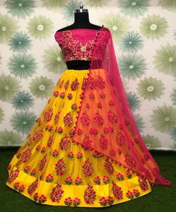 Tendencia rayón seda impresa piedra trabajo lehenga choli con dupatta ropa de boda precio al por mayor Ropa Étnica Surat - Product Image 4