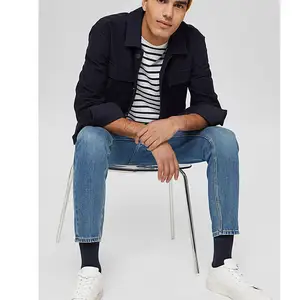 卸売2021新しいファッション若い男性特大ブランクTシャツカスタムバルク白と黒のストライプ通気性Tシャツ