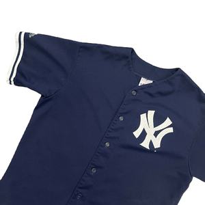 เสื้อเบสบอลปักลายสำหรับผู้ชายเสื้อใส่เล่นซอฟต์บอลแบบติดกระดุมทำจากโพลีเอสเตอร์น้ำหนักเบา - Product Image 3