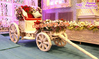 Unique mariée et marié entrée Palanquins superbe réception de mariage entrée accessoires tendance Bollywood mariée entrée Palanquins USA