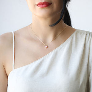 Collar de plata de ley 925 con forma de corazón, colgante con diseño minimalista, hecho a mano - Product Image 2