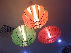 โคมไฟไหมเวียดนาม วัฒนธรรมดั้งเดิมของโฮอี้อัน ผลิตภัณฑ์หัตถกรรม โคมไฟผ้าไหมแบบดั้งเดิม - Product Image 5