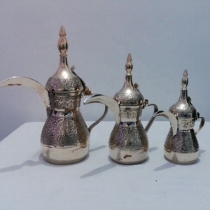 Diseñador de Dubai Dalla árabe café y té ollas - Product Image 2
