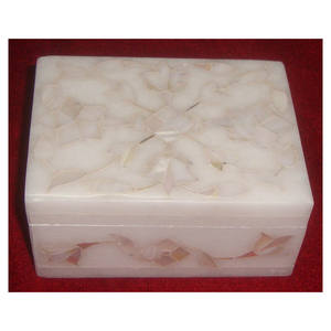 Impressionnant beau marbre blanc avec nacre blanche Art Floral incrustation boîte à bijoux pour la décoration de la maison et les cadeaux d'affaires - Product Image 1