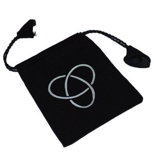 Meilleure valeur de symbole de cercle sur la pochette noire: symbole de cercle sur la pochette noire à vendre emballage cadeau de pierre de bijoux - Product Image 1