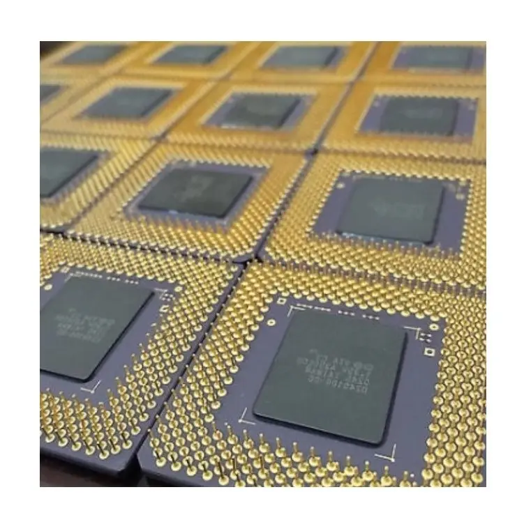 Lga 1151 процессоры i7. Процессор керамический Интел. Керамический процессор 486. Intel 386-486. Золотой процессор.