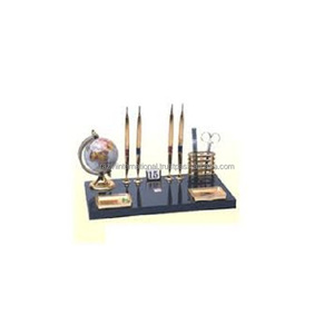 <b>Large</b> Pen Holder - Product Image 1