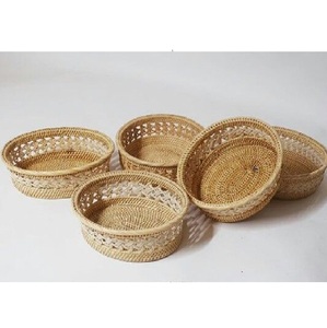 Bol de service en maille de rotin de conception antique élégante couleur noire parfait pour les mariages et la cuisine plat de collection en rotin élégant - Product Image 5